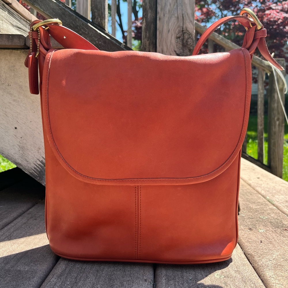 Vintage Coach Coral Whitney 4115 Coral